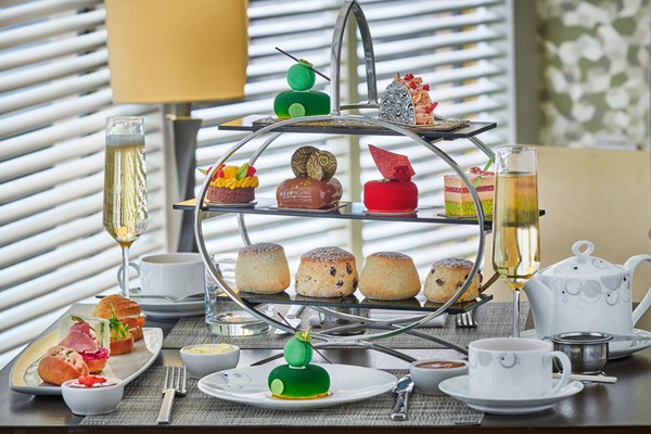Champagne Chocoholic Afternoon Tea For Two At 5* The London Hilton Park Lane