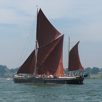 Vintage Barge Cruise For Two With Lunch Suffolk